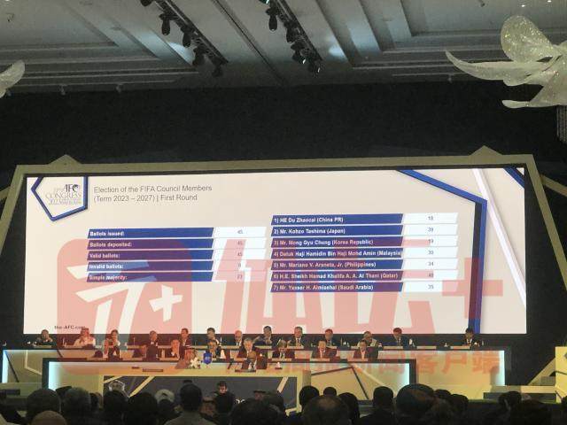 九游娱乐-【早报】姆巴佩整活儿+梅西单核，巴黎太懂流量了！