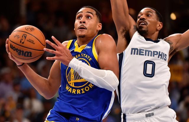 九游APP-普尔替补神勇+团队篮板拼抢 勇士险胜灰熊拿下G1