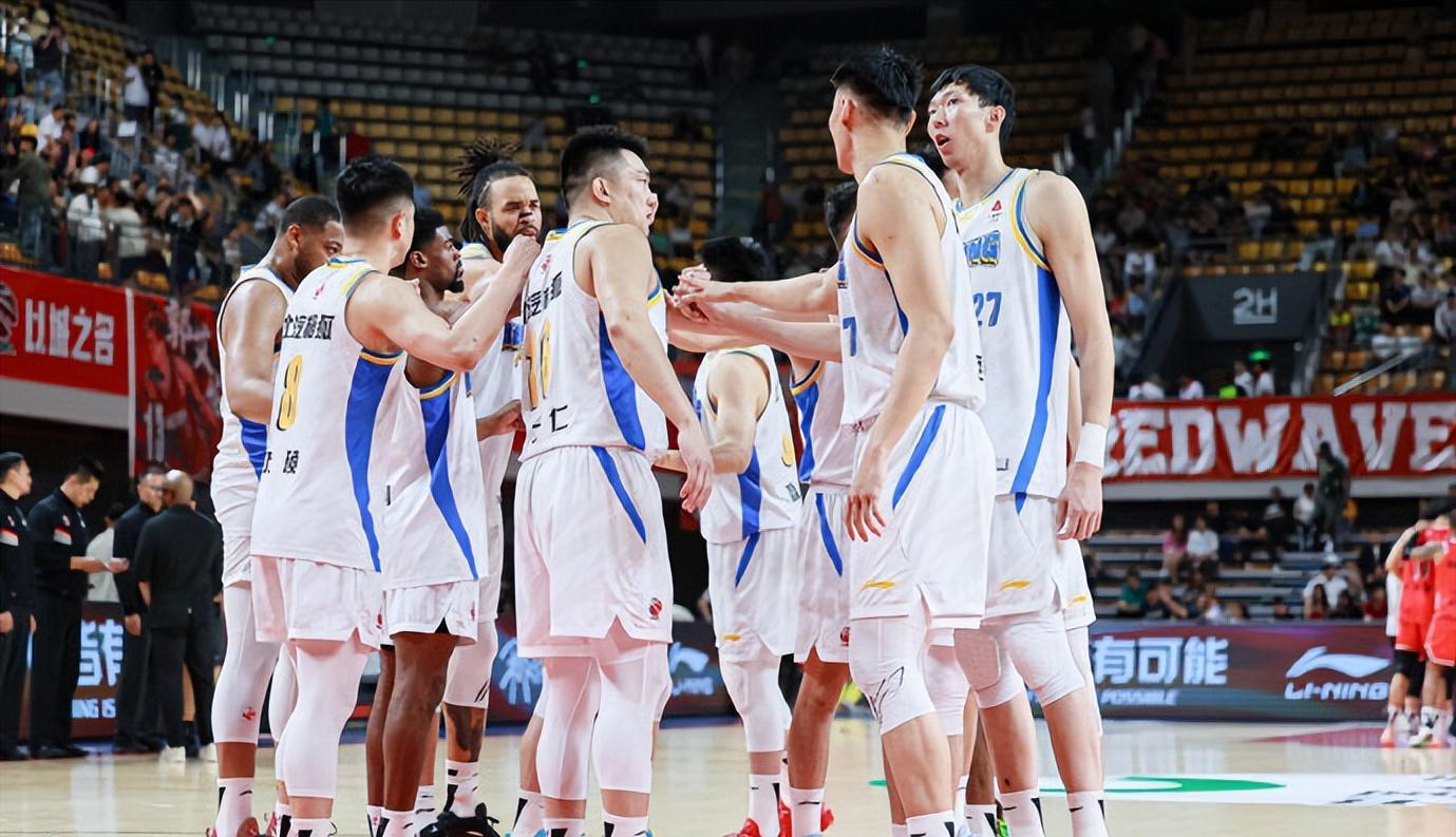 广东宏远第三希望不大!将和北京男篮争夺第四